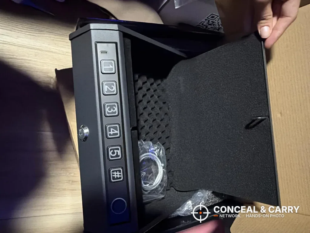 AIRMuch safe interior foam lining and keypad side