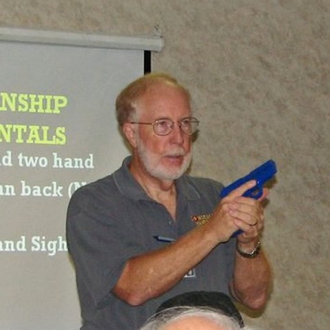Chris Raper teaching marksmanship fundamentals in his NC Concealed Handgun Carry class