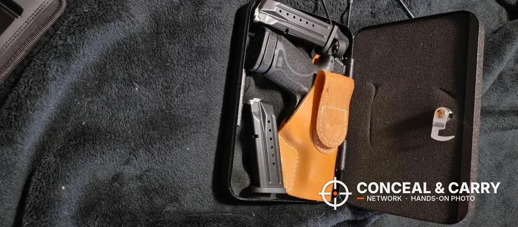 Compact pistol, leather holster and magazine in the FSDC steel case