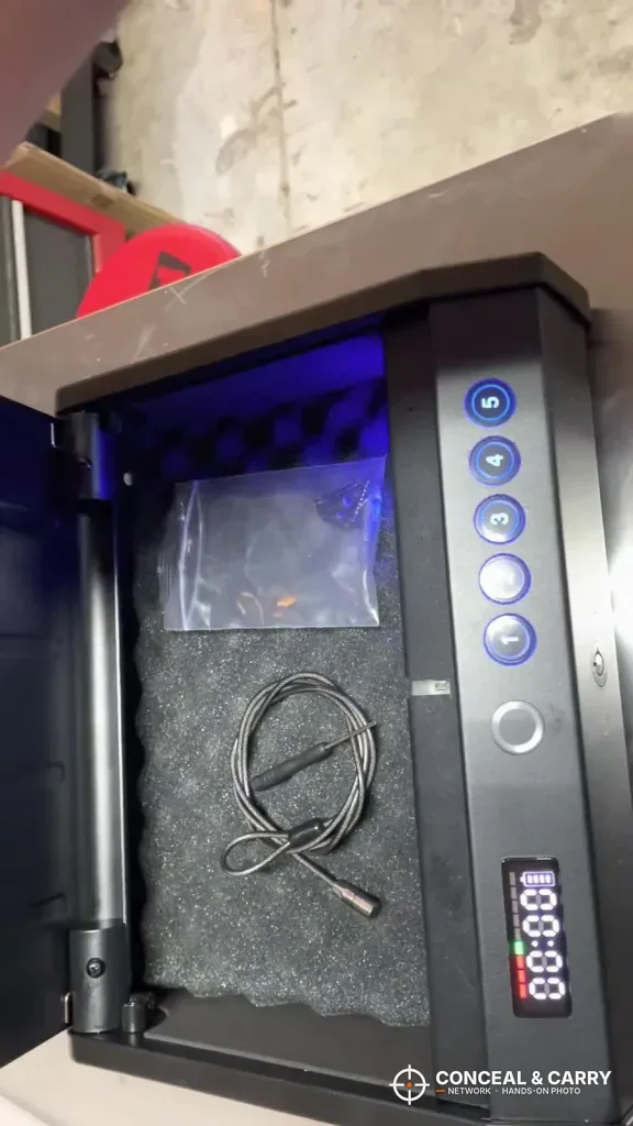 HOLEWOR handheld safe open with the steel security cable coiled inside