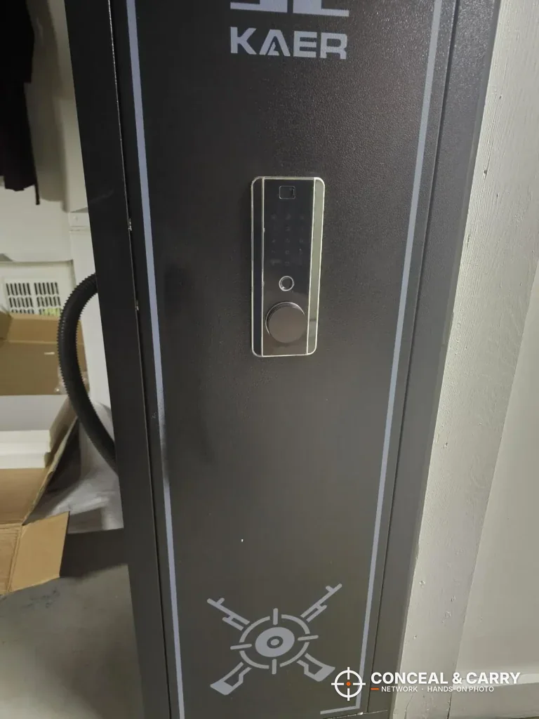 KAER 13-16 gun safe front with logo, lock panel and emblem