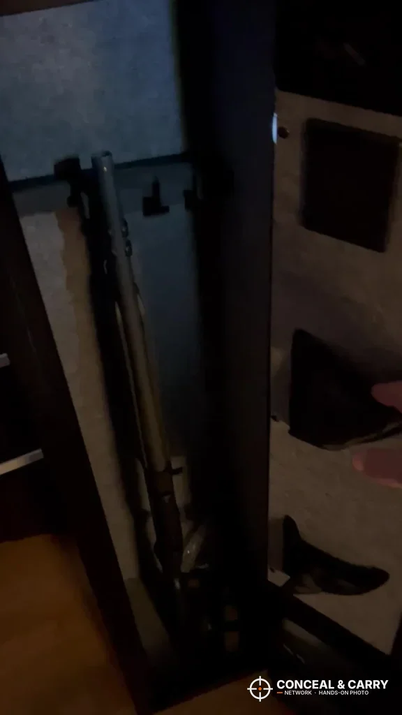 Long guns standing inside the KAER 4-5 gun biometric rifle safe