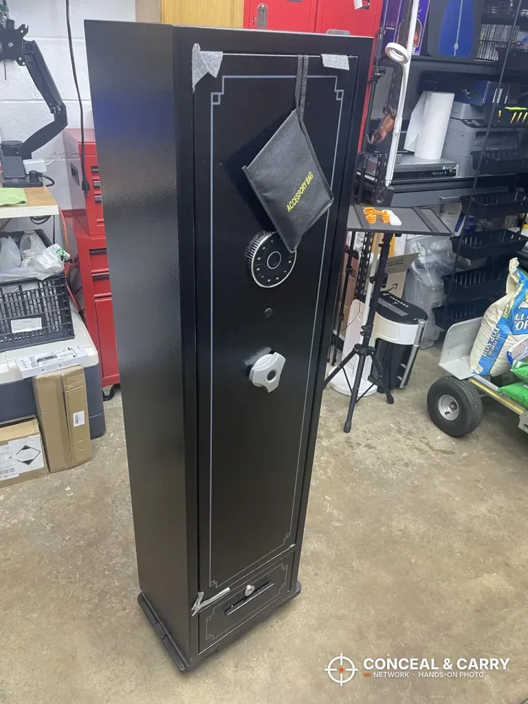 KAER 5-6 gun quick access safe standing closed in a garage