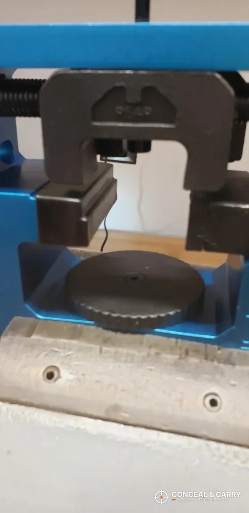 Empty NcSTAR VISM frame showing the push block and the round knob below