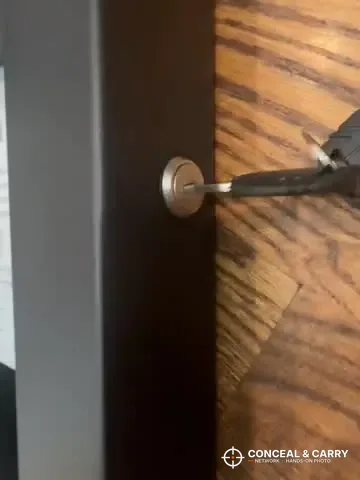 Key turning in the side lock of the PJJSZST hidden wall gun safe