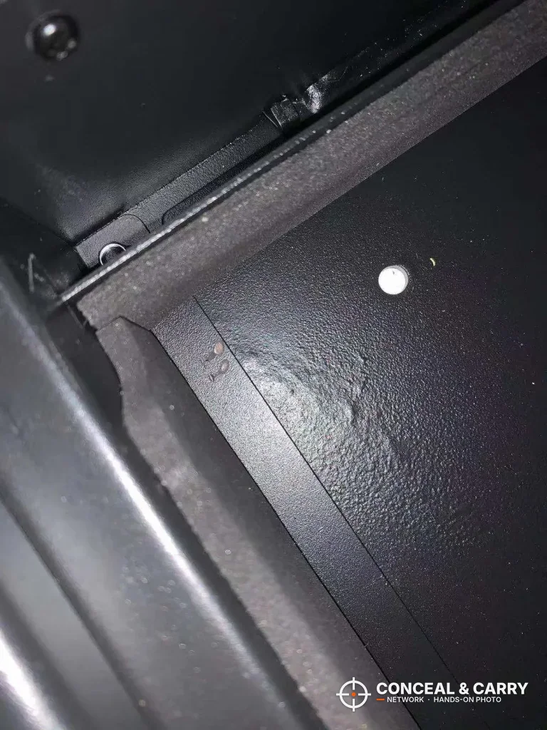 Inside corner of the SentrySafe QAP2E showing the steel edge and lining